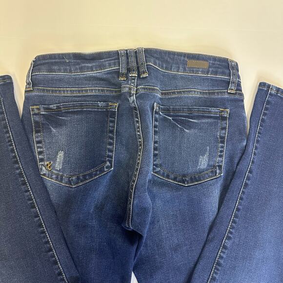 Kut from the Kloth Catherine Boyfriend Jeans - Size 4 Medium Wash Denim - Picture 7 of 10